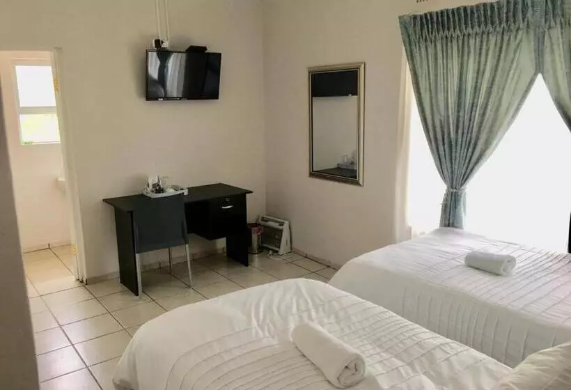 Aamiaismajoitus (B&B) White House Lodge