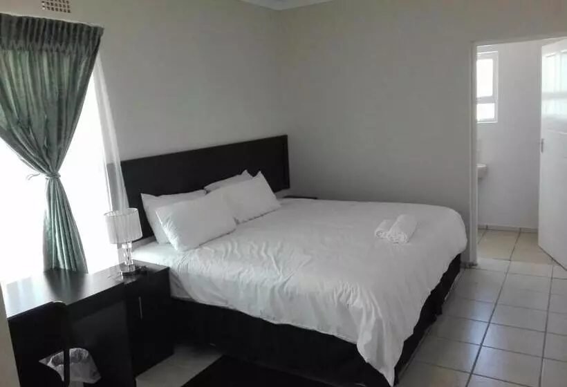 Aamiaismajoitus (B&B) White House Lodge