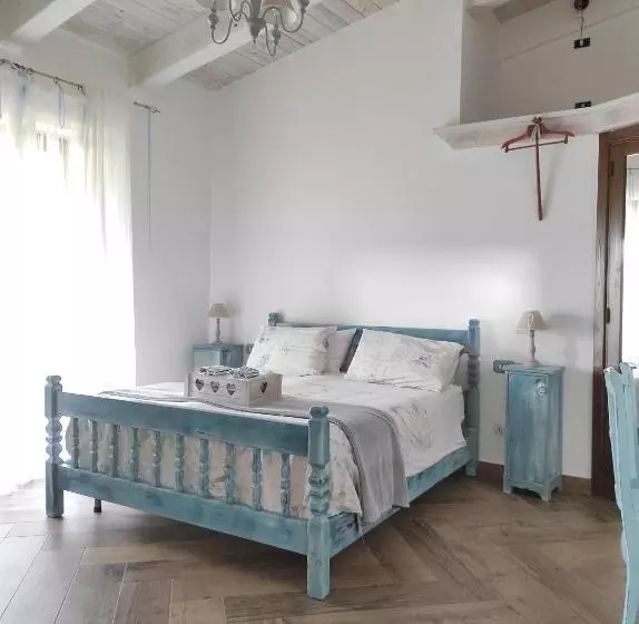 Caledonia B&b