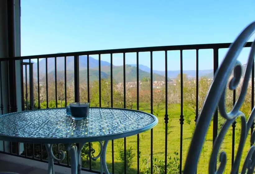 Caledonia B&b