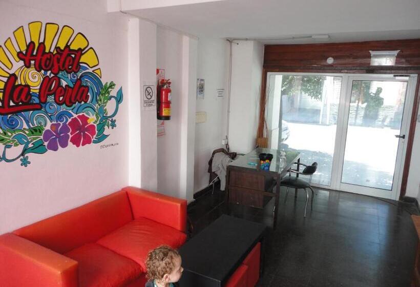 Hostel La Perla