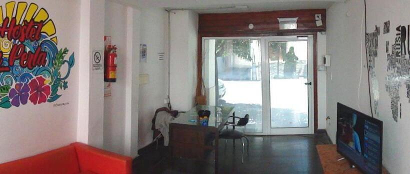 Hostel La Perla