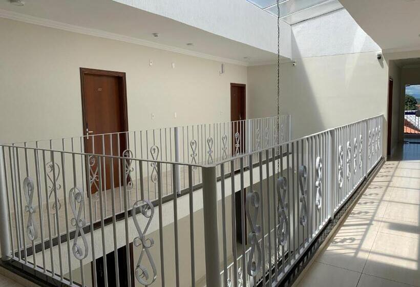 Otel Da Rainha Cachoeira Paulista