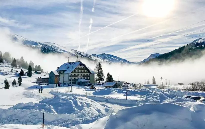 Hotelli Familien  Und Jugendgästehaus Schönfeld