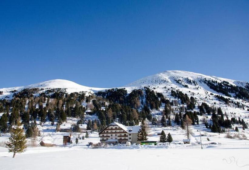 ホテル Familien Und Jugendgästehaus Schönfeld