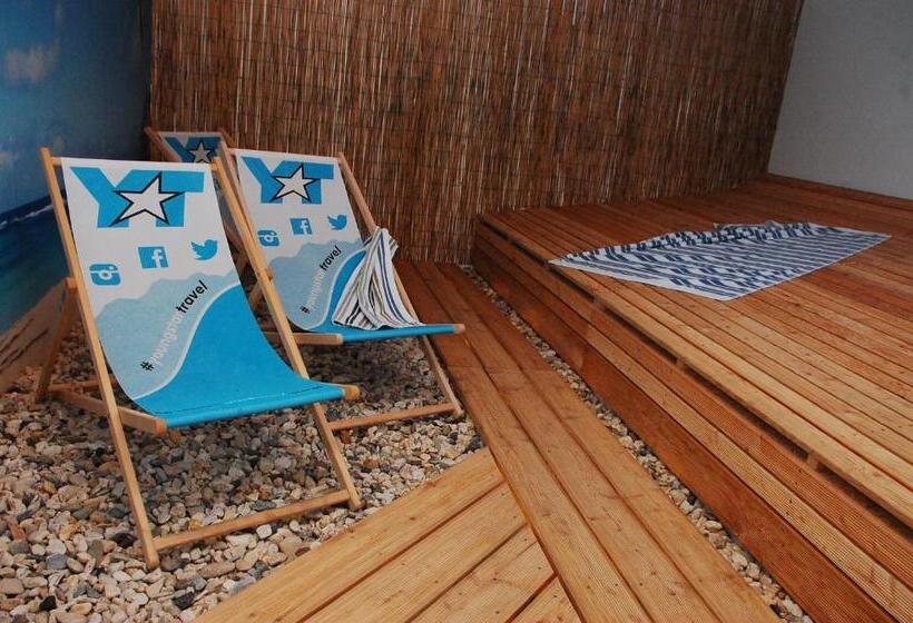 ホテル Familien Und Jugendgästehaus Schönfeld