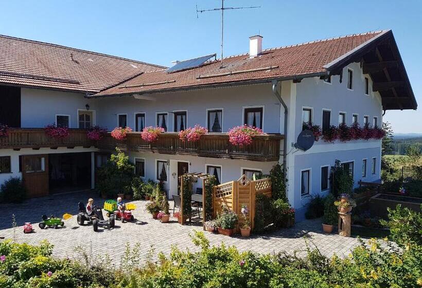 Отель Ferienwohnung Jodlhof