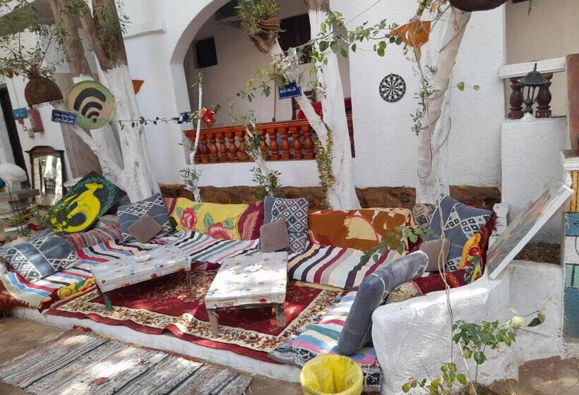 هتل Fighting Kangaroo Camp