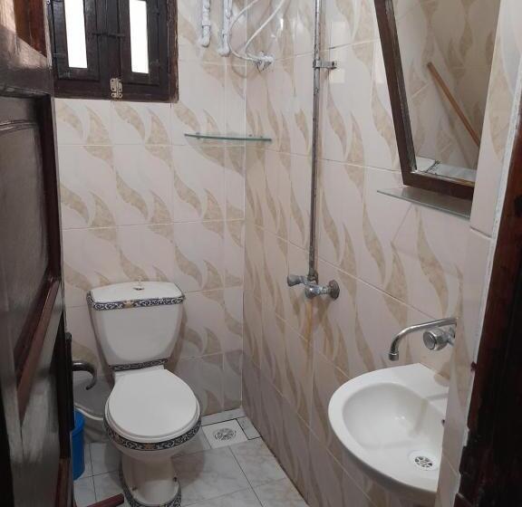 هتل Fighting Kangaroo Camp