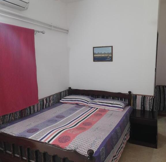 هتل Fighting Kangaroo Camp