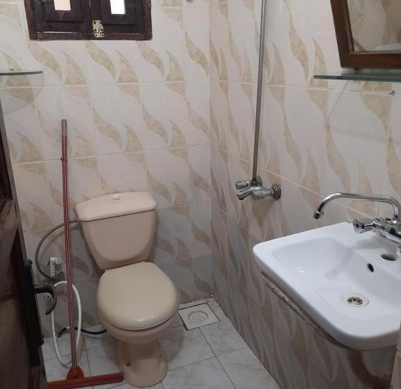 هتل Fighting Kangaroo Camp