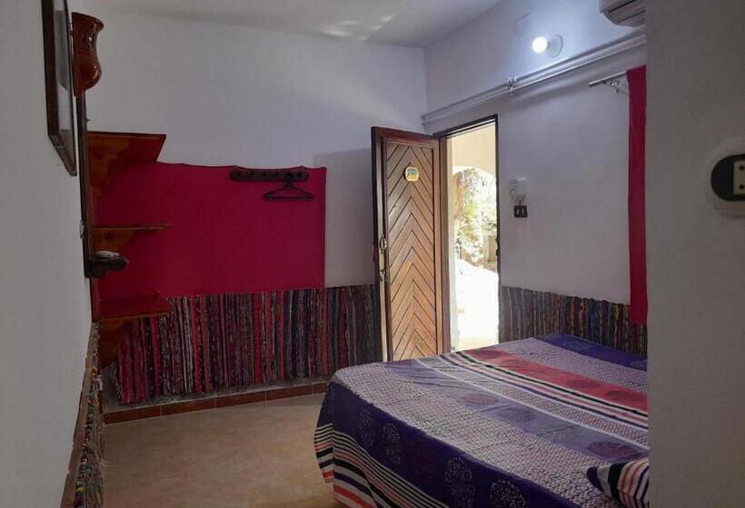 هتل Fighting Kangaroo Camp