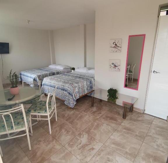 Отель Mi Pequeño Club