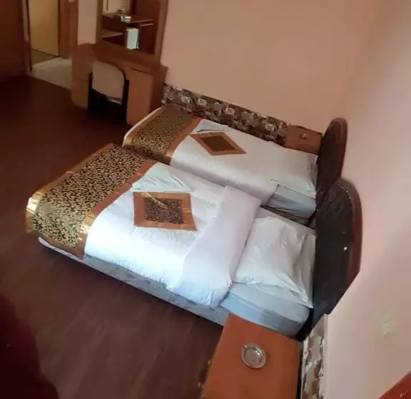 مُتل Crystal Hotel فندق كريستال