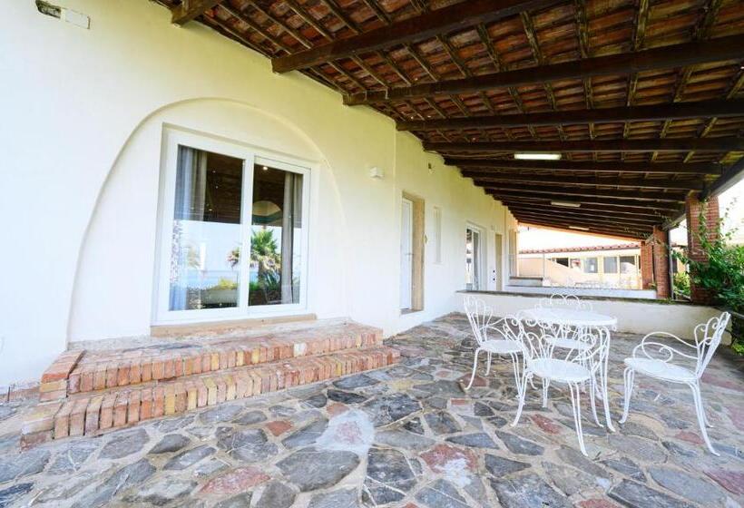 Villaggio Stella Del Sud & Resort