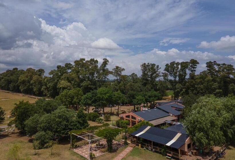 Hostel Pampas Del Sur Hotel Y Spa De Campo