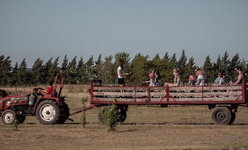Hostel Pampas Del Sur Hotel Y Spa De Campo