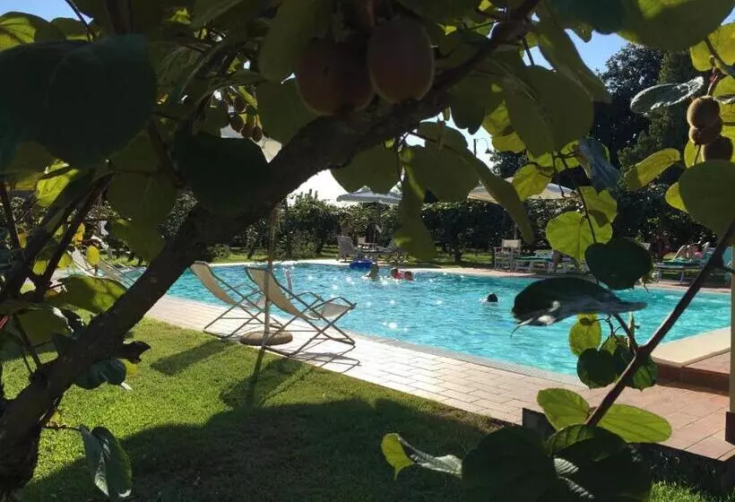 ホテル Agriturismo Tenuta La Pila
