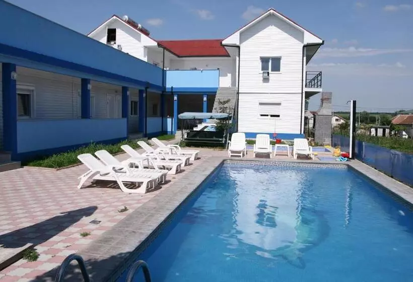 Hotel Blue Lagoon