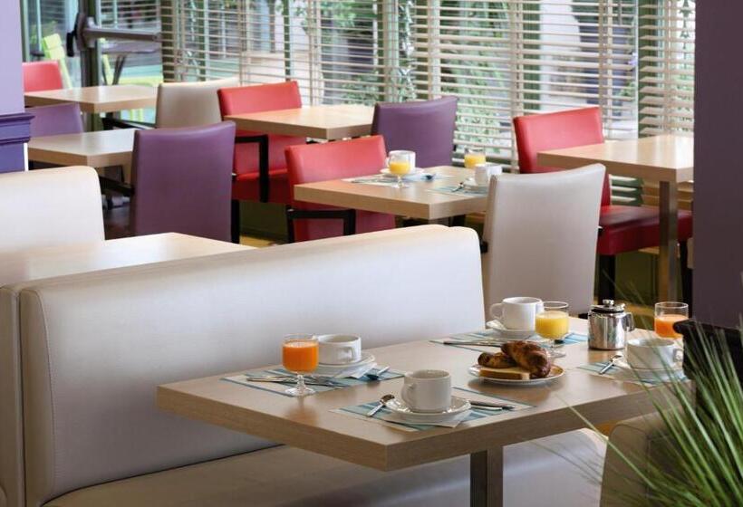 Отель Hôtel Vendôme Menton