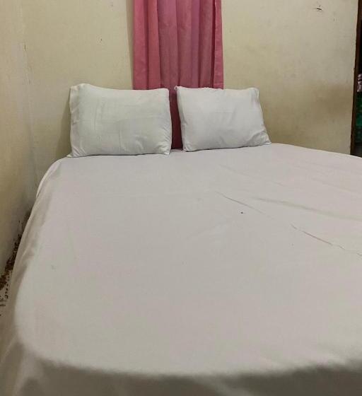 בית מלון כפרי Oyo Life 93259 Kos Kurnia