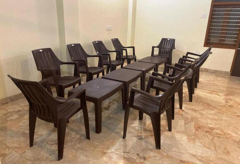 호텔 Pradhan Stay Sohna