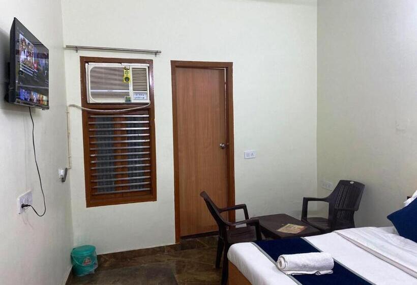 호텔 Pradhan Stay Sohna