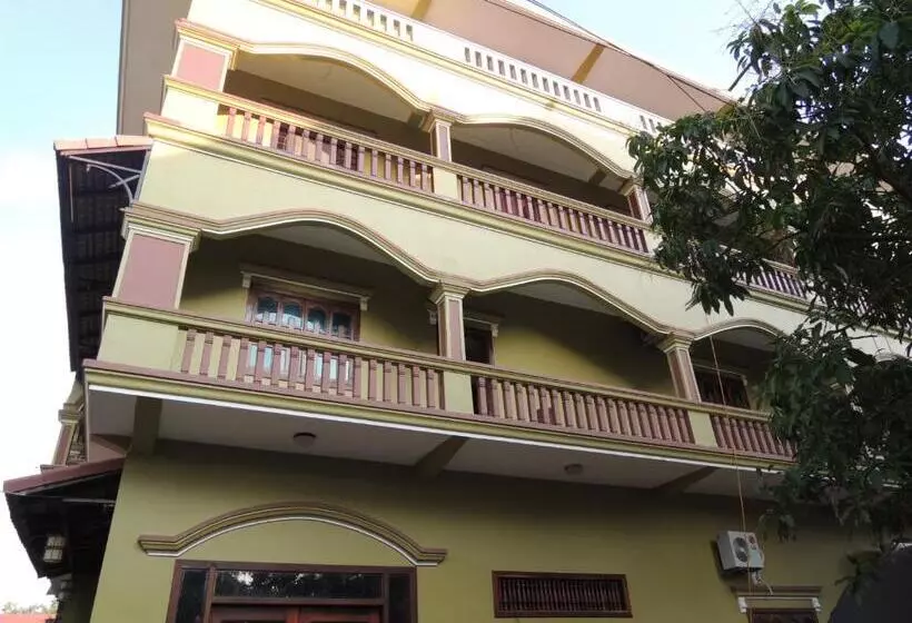 Majatalo Golden Papaya Guesthouse