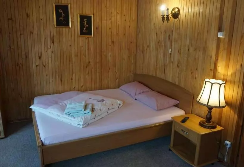 پانسیون Salako Svečių Namai