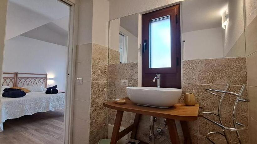 پانسیون San Teodoro Rooms