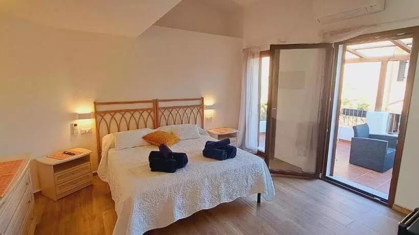 ペンション San Teodoro Rooms