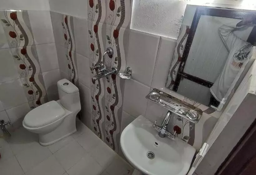 Sarangkot Hotel New Galaxy