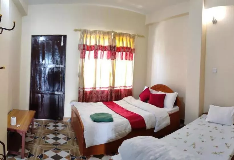 Sarangkot Hotel New Galaxy