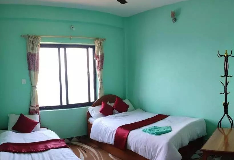 Sarangkot Hotel New Galaxy