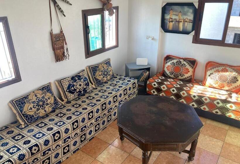 فندق صغير Berber Surfaris Surf House