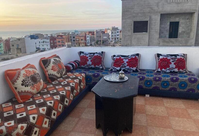 فندق صغير Berber Surfaris Surf House