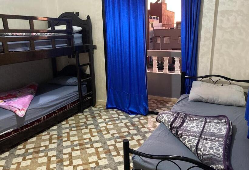 فندق صغير Berber Surfaris Surf House