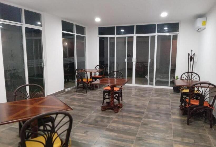 민박 Villas Carlota Cancún