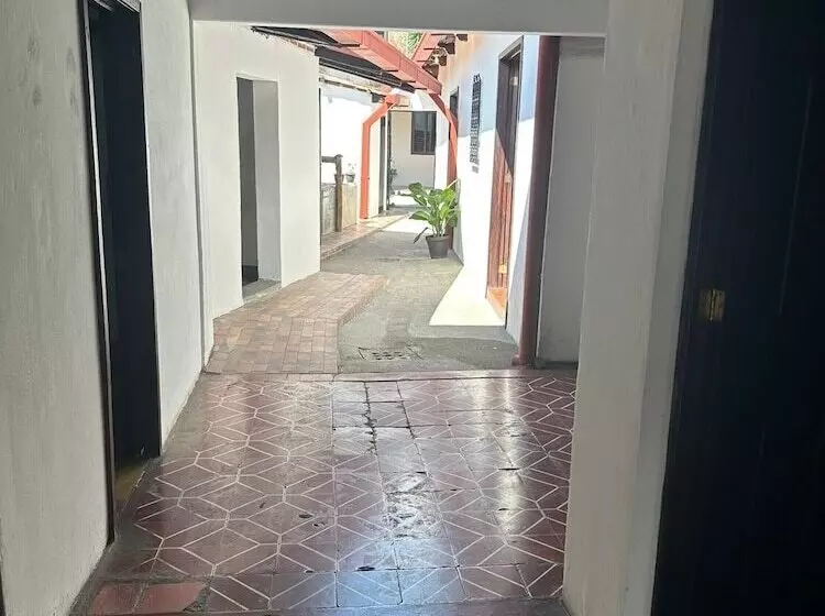 هتل El Amigo Antigua #2