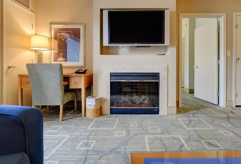 Luxury 1bd/1bth Suite At Platinum Hotel Strip View