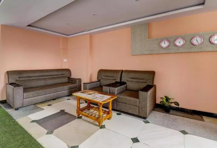 Oyo Hotel Grand Meridian