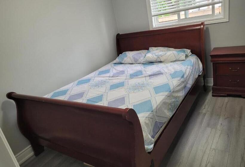 Panzió Individual Home