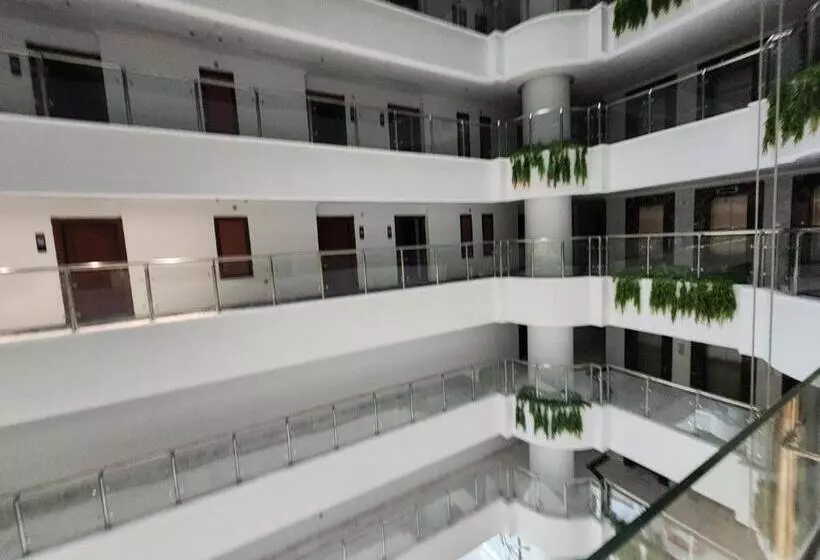 فندق كنارى ان   Kanary Inn