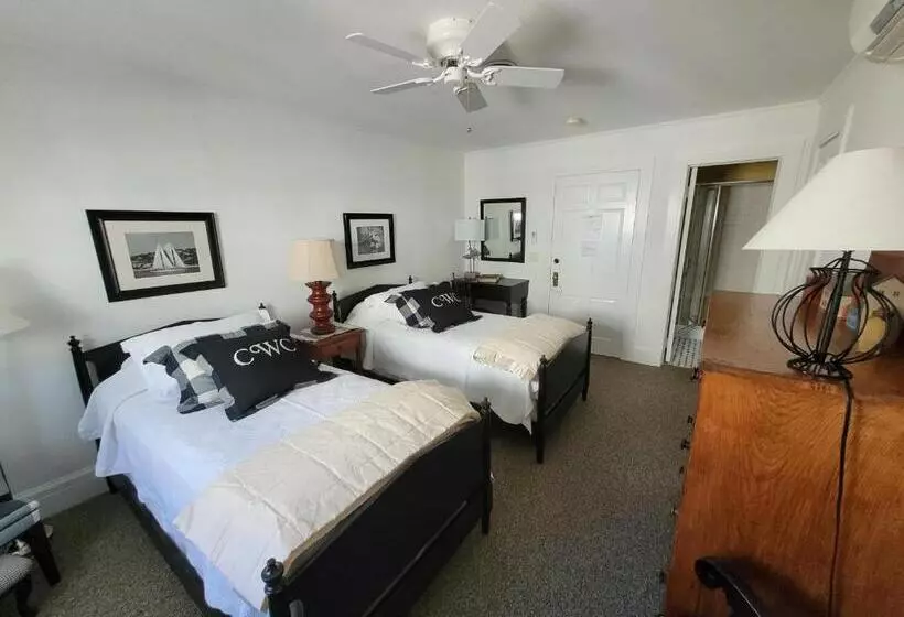 Aamiaismajoitus (B&B) Chautauqua Women S Club