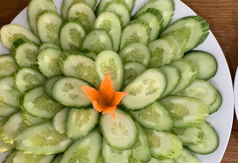 هتل Bờ Biển Vàng Resort