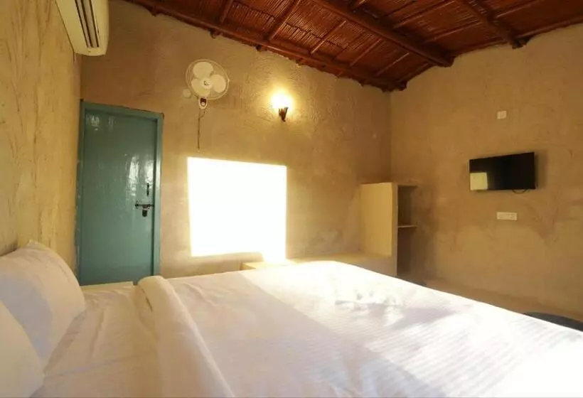 ホテル Brahmaputra Cafe And Resort