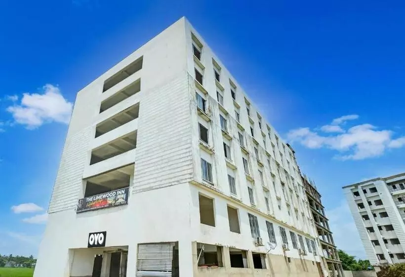 Hotelli Oyo Flagship The Limewood Inn