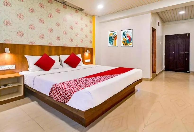 Hotelli Oyo Flagship The Limewood Inn