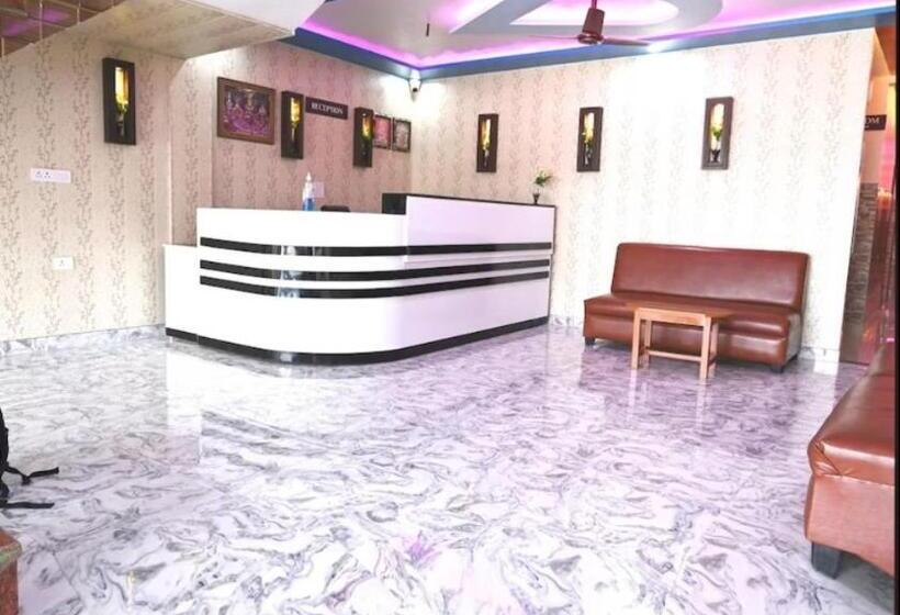 Hotel Rameshwaram Palace