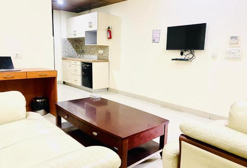 Hotel Signature Suite Noida Sector 51 Couple Friendly